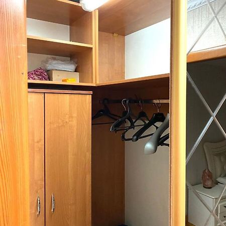 Просторная 3 Комнатная Квартира На Арбате Leilighet Almaty Eksteriør bilde